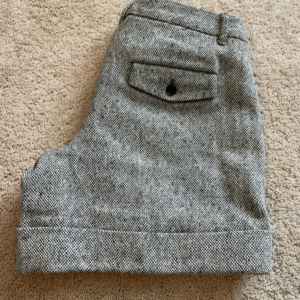Gap fully lined wool shorts